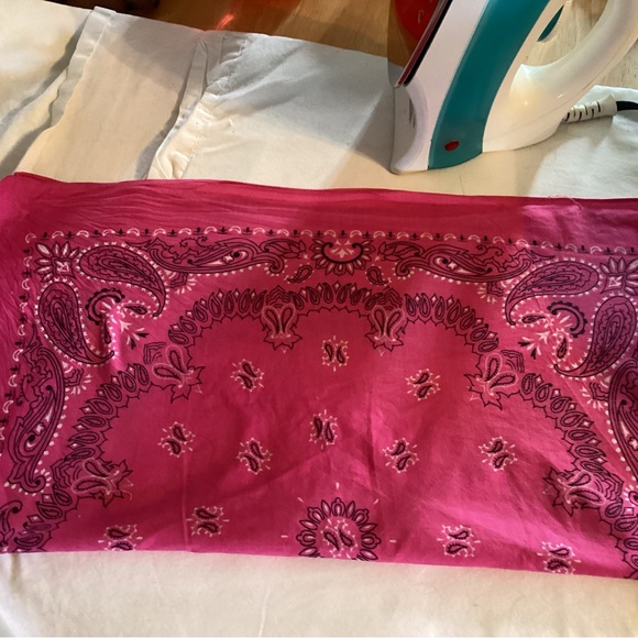 Mixture of scarfs , some navy and white some red and one hanky . - Picture 3 of 7